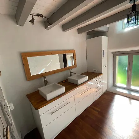 Holiday home Avec Piscine Interieur, Le Repere De Choiseau