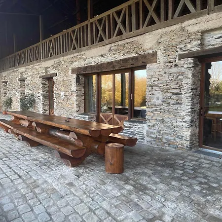 Avec Piscine Interieur, Le Repere De Choiseau Tatil Evi Challain-la-Potherie