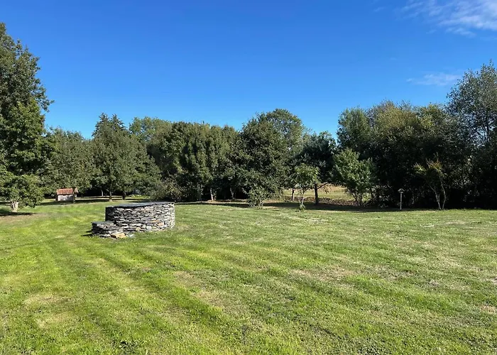بيت للعطل Avec Piscine Interieur, Le Repere De Choiseau Challain-la-Potherie