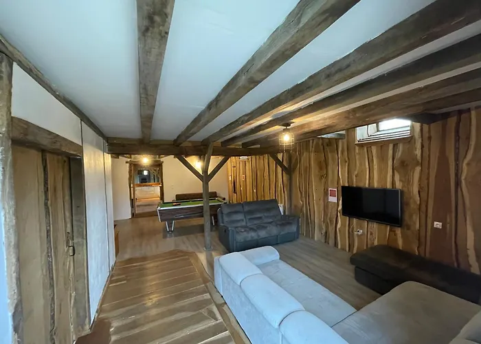 بيت للعطل Avec Piscine Interieur, Le Repere De Choiseau *