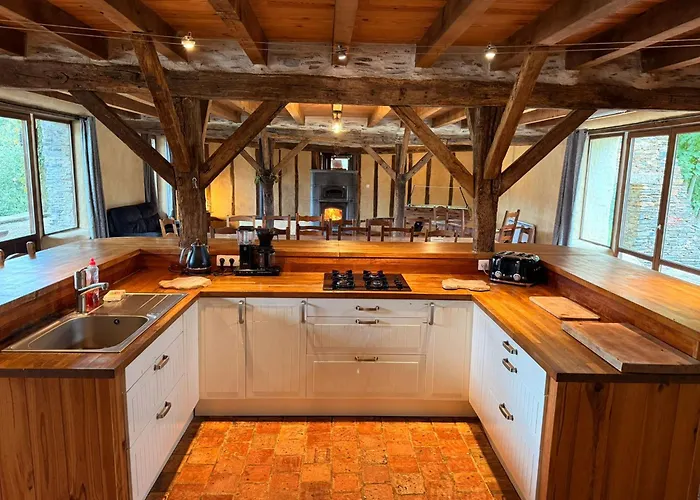 بيت للعطل Avec Piscine Interieur, Le Repere De Choiseau *